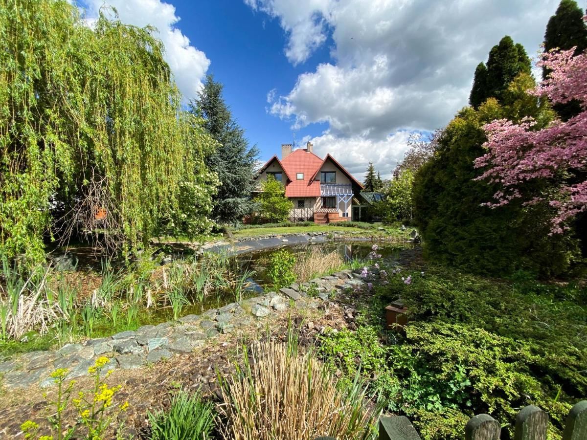 Отель Hotel Garden Олесница